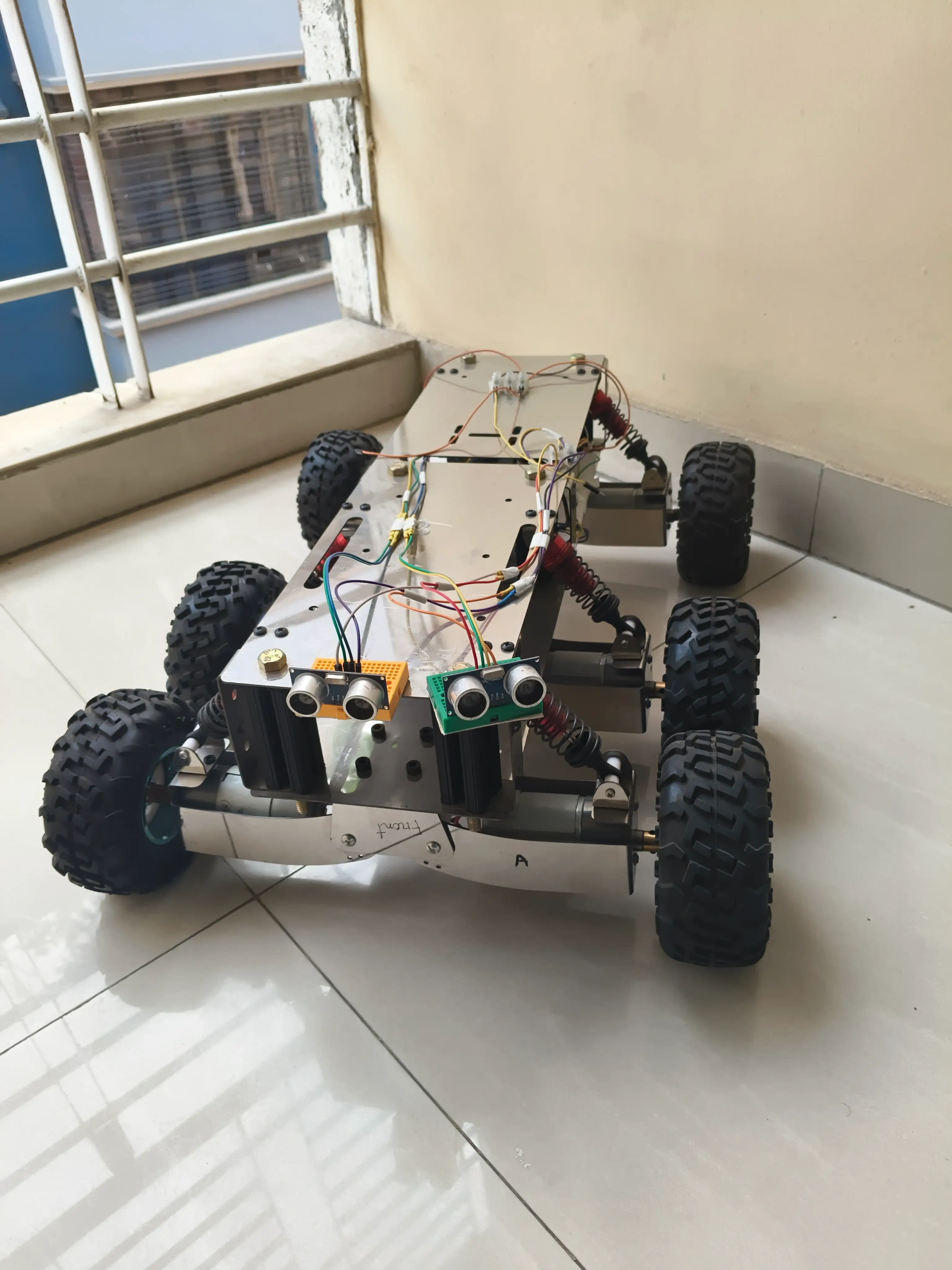 Wheel Tank Robot